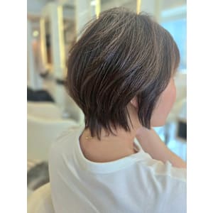 【大通駅・豊水すすきの駅】asterisk(アスタリスク)