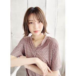 ふんわりトップの外はねカール