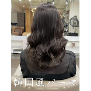 もう巻かなくていい！この巻きパーマなんです！