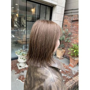 【SHIAN八王子　山本】ナチュラルベージュ