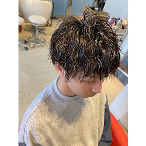 ツイストスパイラル/メンズパーマ/縦落ち/ツーブロック