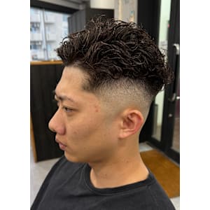 WAVY 桜木町店×ハイフェードパーマ