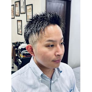 【20代 男性】ロンドンスパイキーツーブロ（大宮/バーバー）