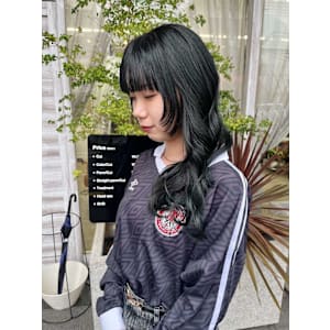 レイヤーカット/艶感カラー