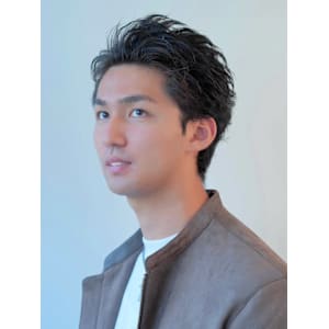 骨格診断ストレートタイプ　スパイキー　トップスチェンジ