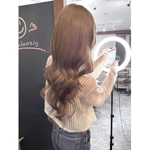 アッシュベージュ