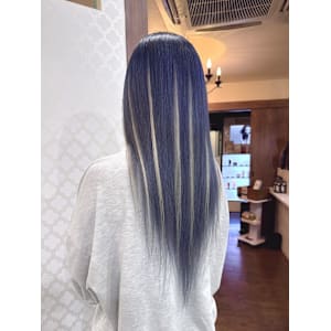 ブルーバイオレット×プルエクステ