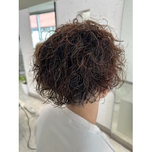 ラフパーマ×くせ毛風／ナチュラルメンズスタイル