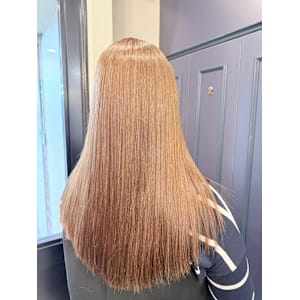 ナチュラルストレート