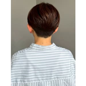 刈り上げショートマッシュ ハンサムショート ベージュ