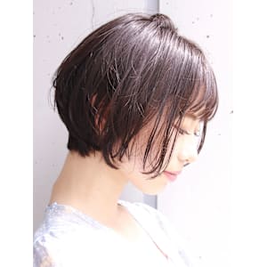 丸みショート・ボブ/丸顔/前髪あり/絶壁解消/20代/30代