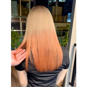 ルーツカラー　デザインカラー　ハイトーン　原宿/表参道 - Null 表参道本店 デザインカラー/ダブルカラー【ヌル】掲載中