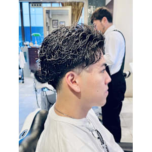 【20代 男性】ロンドンアップバングパーマ（大宮/バーバー）