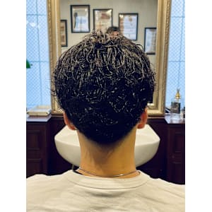 【20代 男性】ロンドンアップバングパーマ（大宮/バーバー）