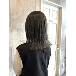 オリーブグレー