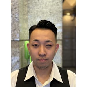 銀座　理容室　スキンフェード