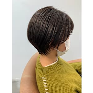 ブラウングレージュ×ショート