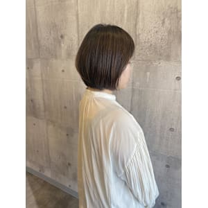 グラデーションボブ《ARCH CHIAKI》