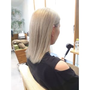 高明度ホワイトベージュ