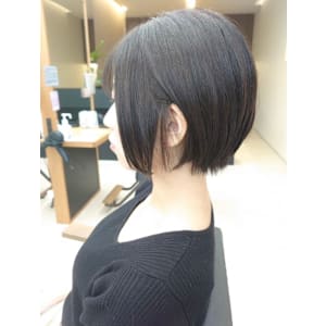 ナチュラルショートボブ