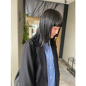 ミディアム ブルーブラック