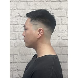 メンズ／ハイフェード／ベリーショート／刈り上げ