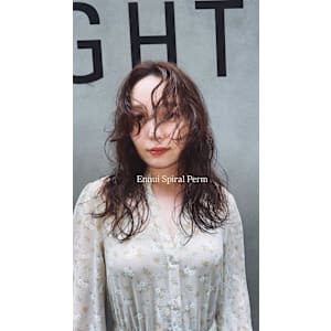 外国人風ビッグスパイラルパーマ/緩めパーマ