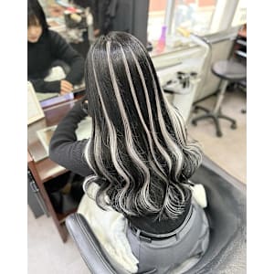 【TOMOstyle31】シールエクステでハイライト