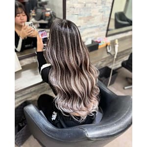 【TOMOstyle30】シールエクステでハイライト