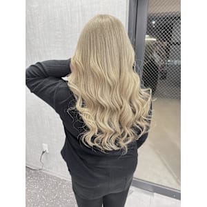 ギャル★ハイトーンロング - Bulansis Hair【ブランシス ヘアー】掲載中