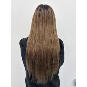 エクステで長さだし！！！