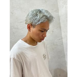 ホワイトカラー/ツーブロック/ブリーチ/カラー - ONE.STOP.LABO【ワンストップラボ】掲載中