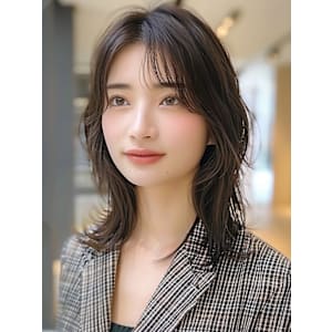 グレージュカラーくびれヘアボブ顔周りレイヤーカット前髪カット