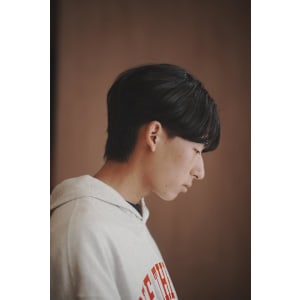 センターパートメンズカットハンサムウルフ韓国ヘア