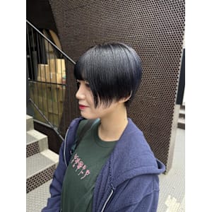 ブルーブラック