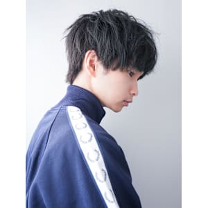 メンズ刈り上げマッシュフェザーパーマニュアンス