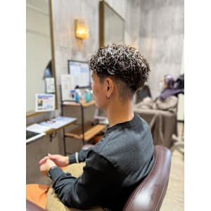 超刈り上げハードパーマ【ARCH片山】