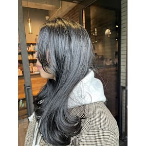 つやつやブルーブラック - 半個室型美容室 Sourire 博多店【ハンコシツガタビヨウシツスーリールハカタテン】掲載中