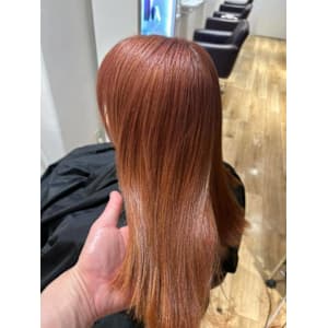 aluss with AKROS omotesando