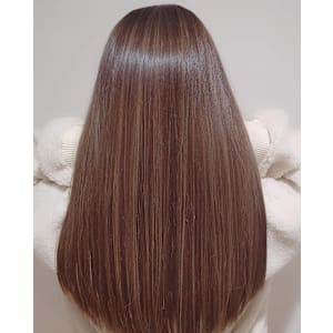 aluss with AKROS omotesando