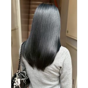 ブルーブラック 艶髪 髪質改善トリートメント ストレート