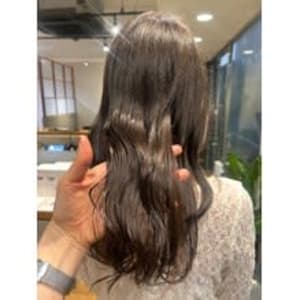 透明感グレイカラー【acala吉祥寺/髪質改善/縮毛矯正】