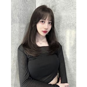 髪質改善＊黒髪ミニウルフレイヤーミディ＊美髪【Zina神南】