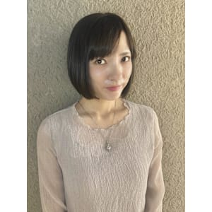 【乾かすだけ】オリーブアッシュ韓国風大人ミニボブ