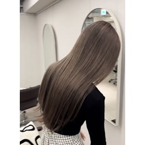 ミルクティーブラウン×艶髪ロング