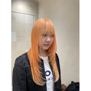 ペールオレンジ