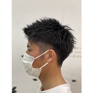 ツーブロックアップバングショート