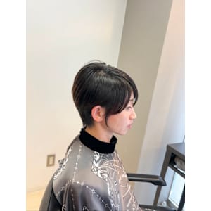 大人ナチュラルショート×美シルエット