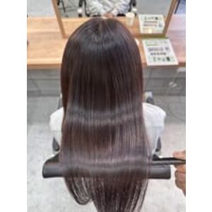 【完全個室サロン】Qant北千住店×スタイル