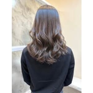 【完全個室サロン】Qant北千住店×スタイル